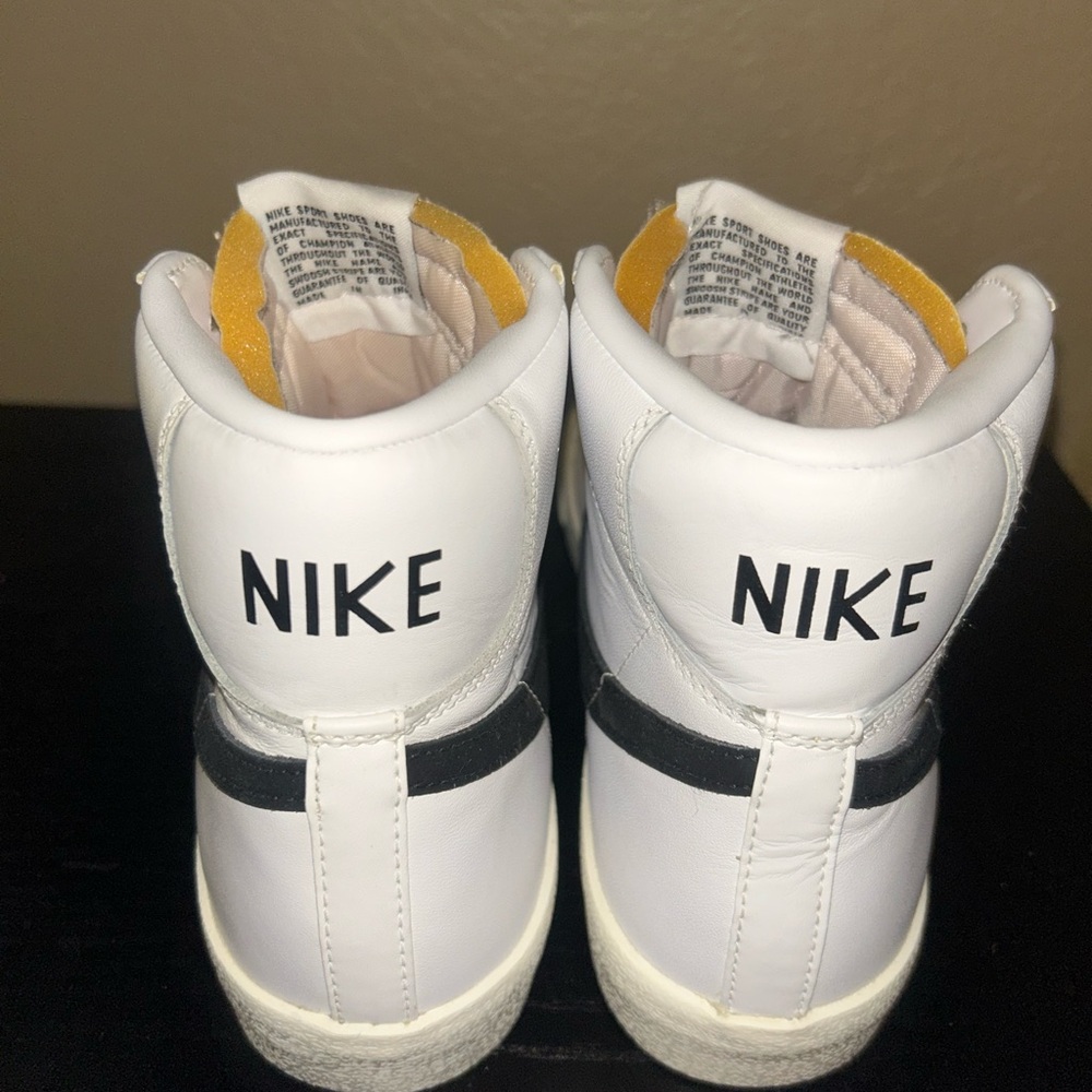 Nike Blazers 8.5 White High-Top Sneakers